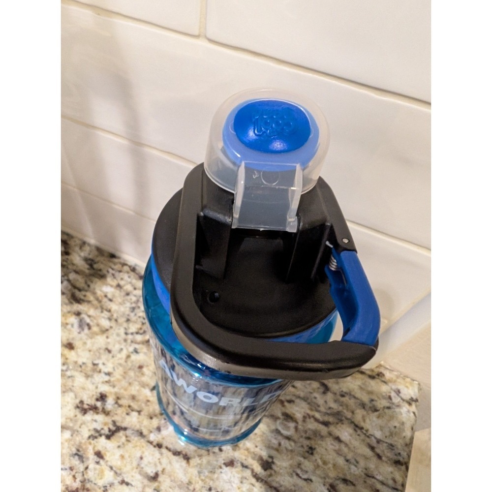 Sea World 2011 Cool Gear Water Bottle Busch Gardens Florida Blue BPA Free EUC - Picture 4 of 7